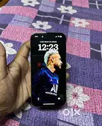 selling my 4 month old iphone 14 pro  with  bill and box