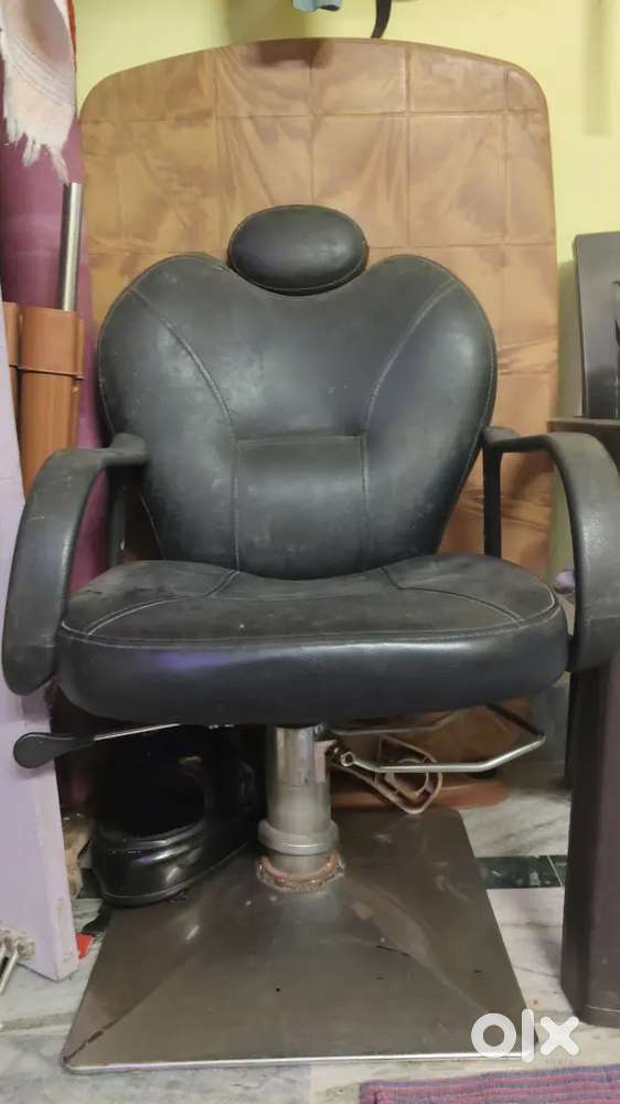 Parlour chair