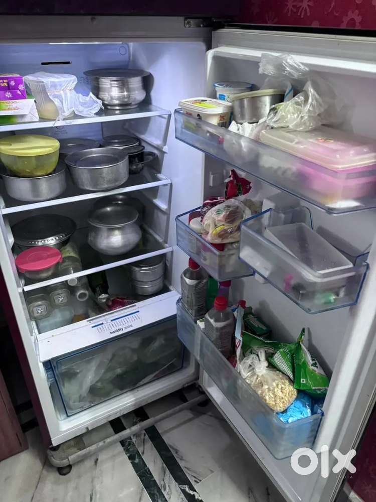 Panasonic 307 lit. Fridge for sale