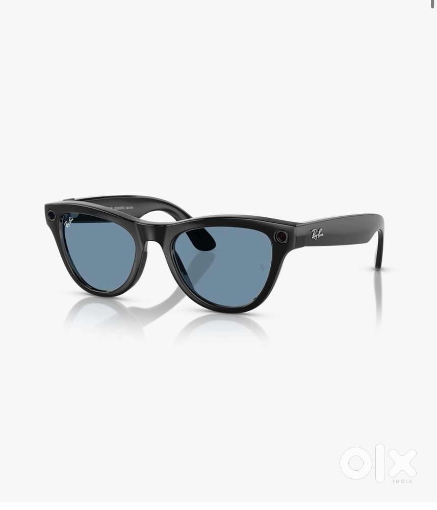 Ray-Ban meta glasses with headliner with Clear/Cerulean Blue Lens