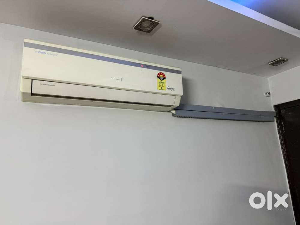 Voltas Inverter AC for sale