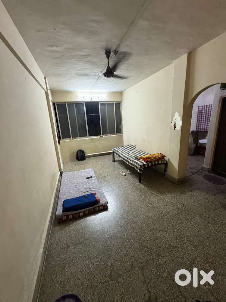Semi furnished 1RK