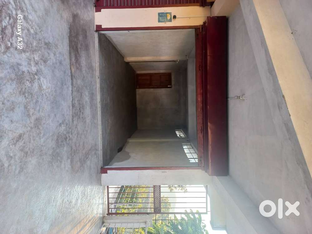 SHOP FOR RENT AT MAWIONG OPPOSITE 1st pertol Pump