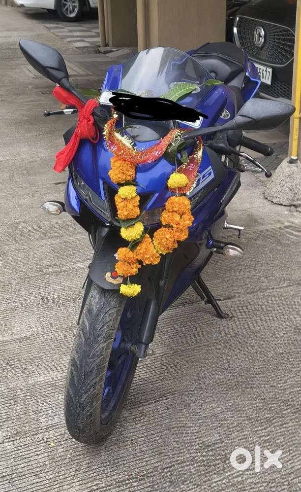 YAMAHA R15 V3 Less driven in mint condition