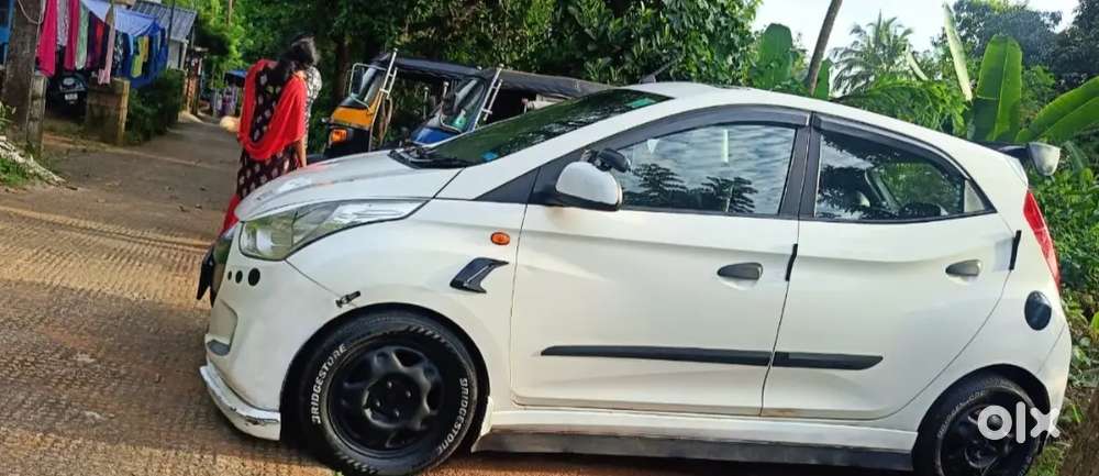 Hyundai EON 2013 Petrol Well Maintained
