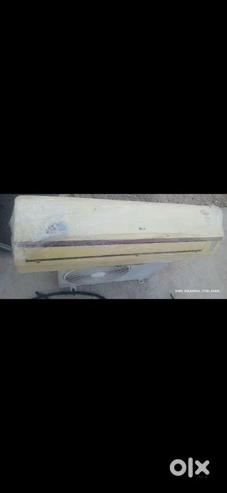 Lg ac for sale excellent condition