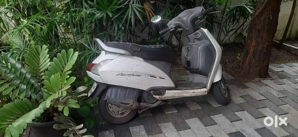 Honda active old model