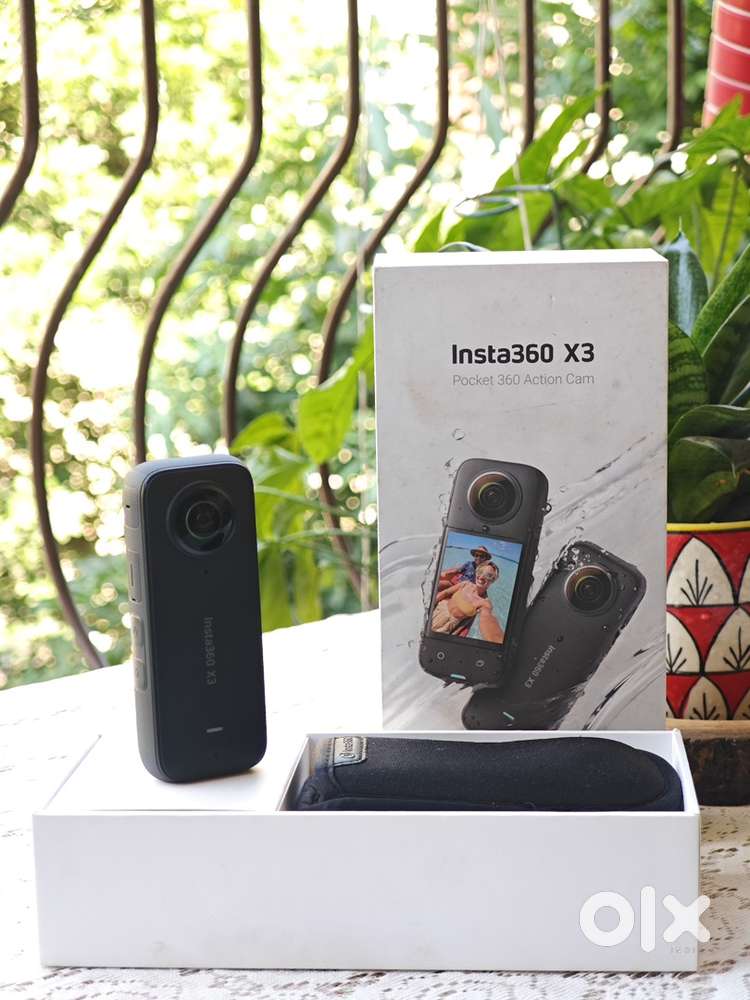 Insta360 X3  Pocket 360 Action Cam