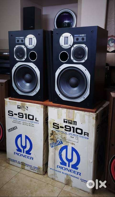 Pioneer S-910 Very Rare 12 3-Way Floor Speakers