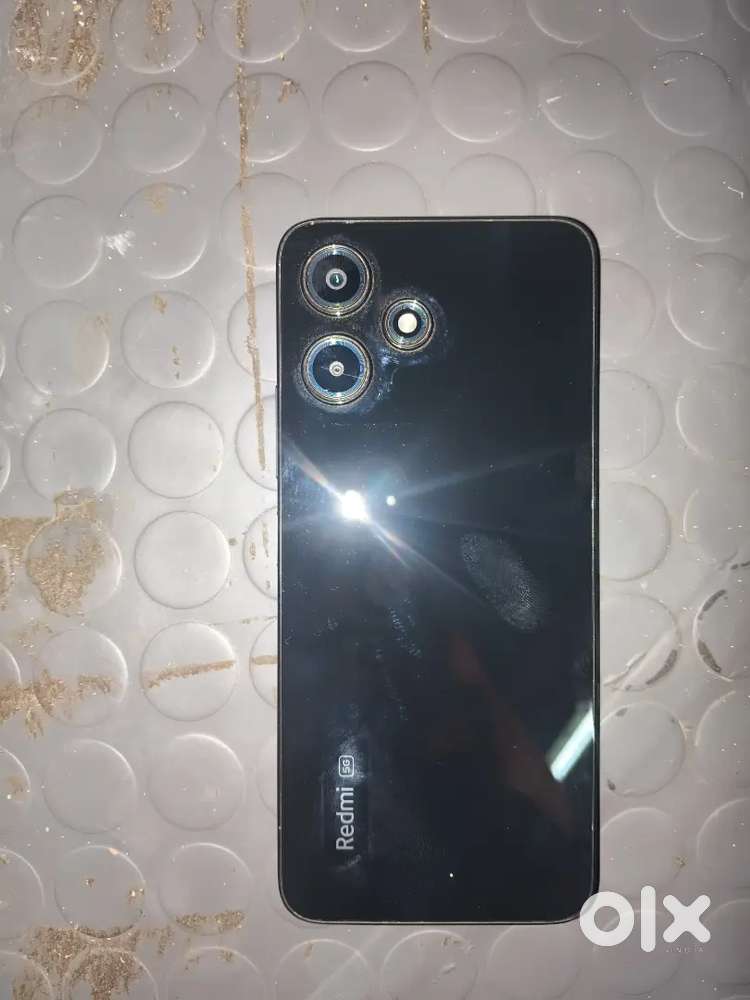 1 month warranty 6/128  all accessories available all full condition