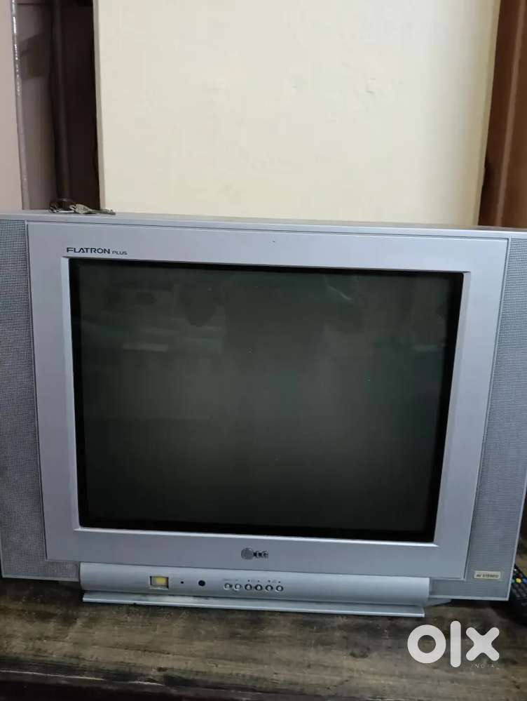 Lg 32 inches flat tv