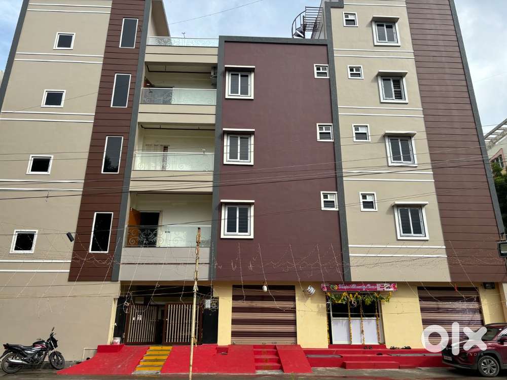 Commercial space for rent for offices,godown,boutique etc