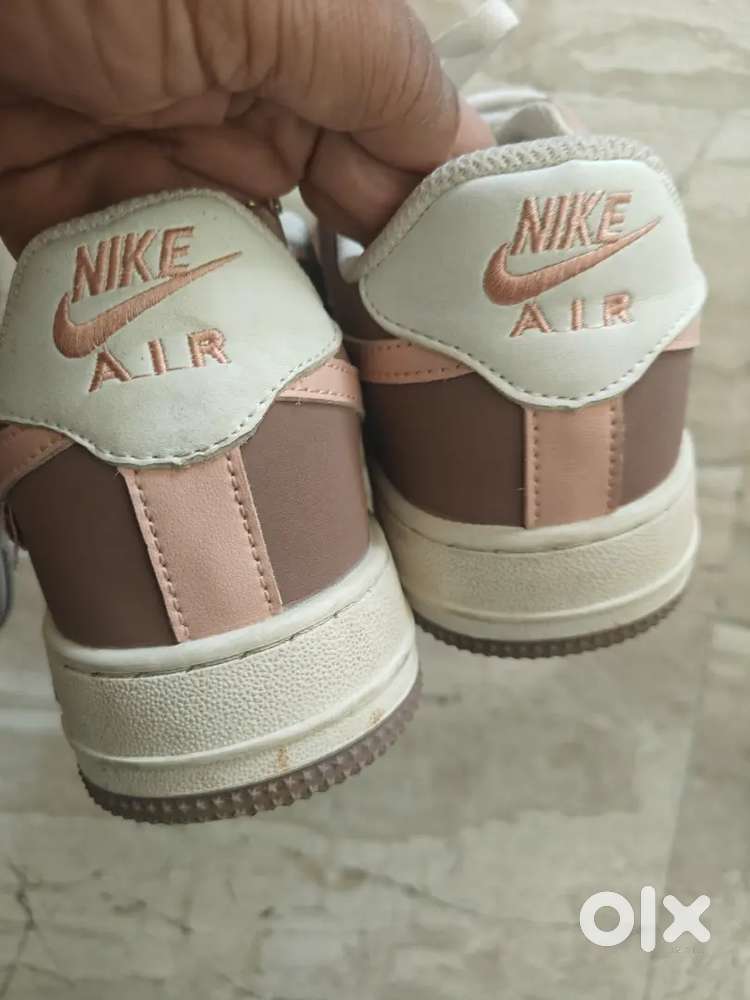 Nike - Air Shoes size -5