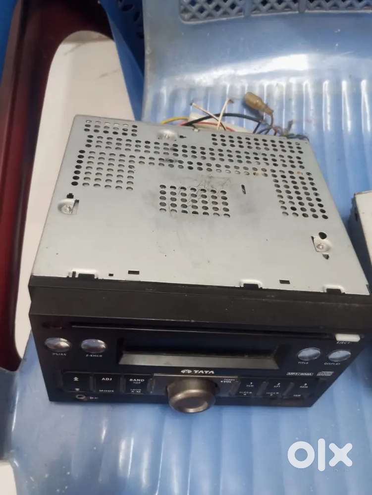 MUSIC   AUDIO   SYSTEM   IT  IS  WORKING   CONDITION