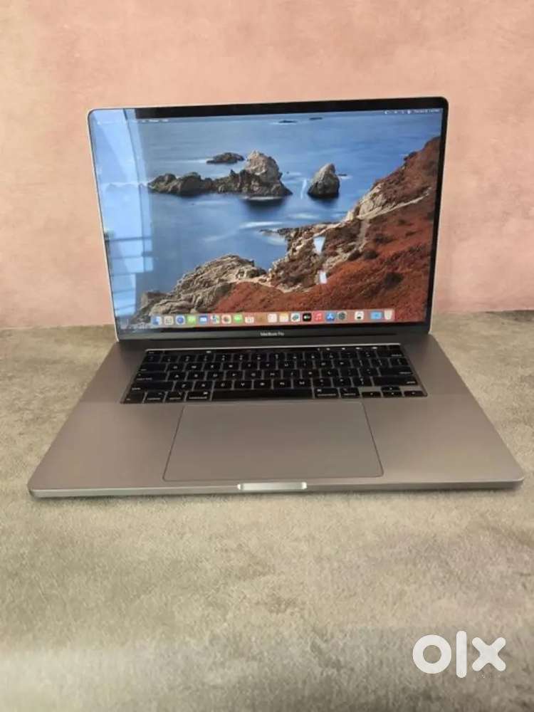 Apple macbook  all model ready stock for sell visit unique computer