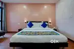 NO BROKERAGE 500+ Luxurious Boys PGs with meals & amenities in Noida!