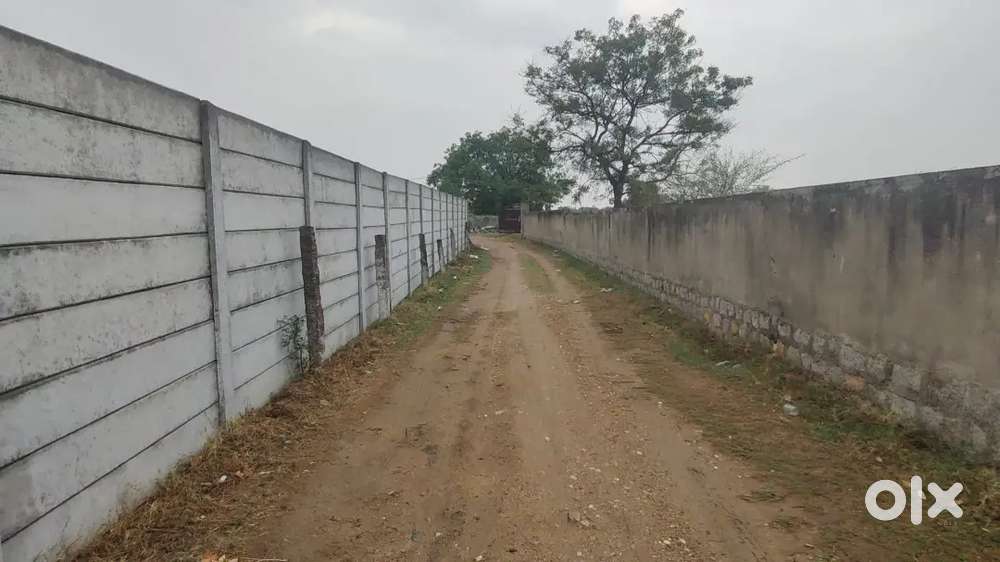 Fram plot sale at moinabad