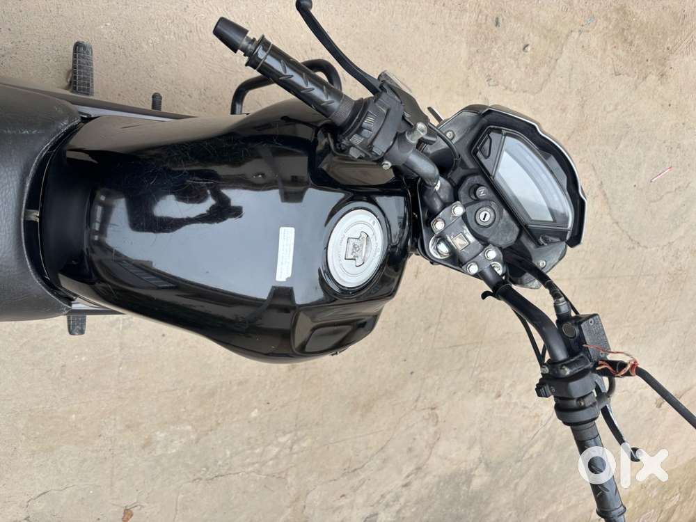 Honda CB trigger(2015) new like condition