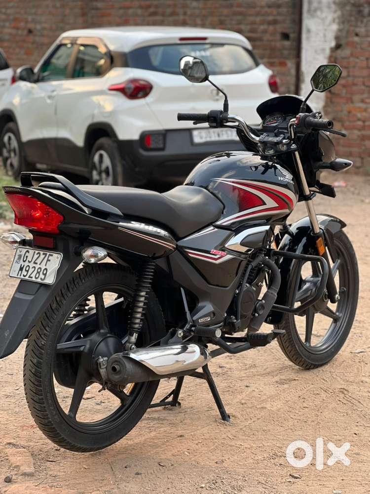 Cb shine 125 2024 ending , 1 st owner , 7k km genuine