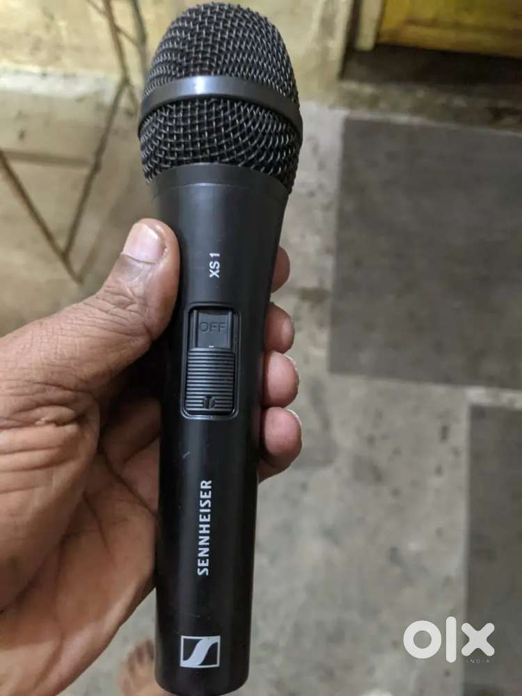Microphone