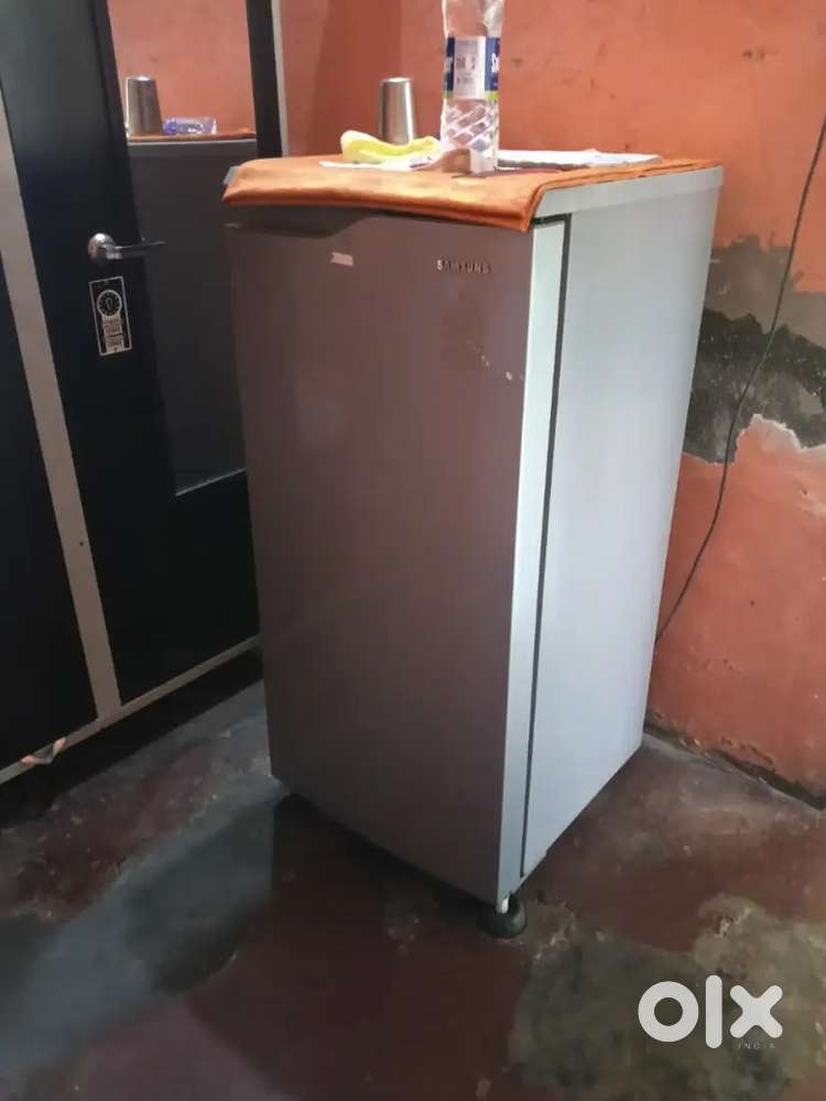 Sell samsung fridge