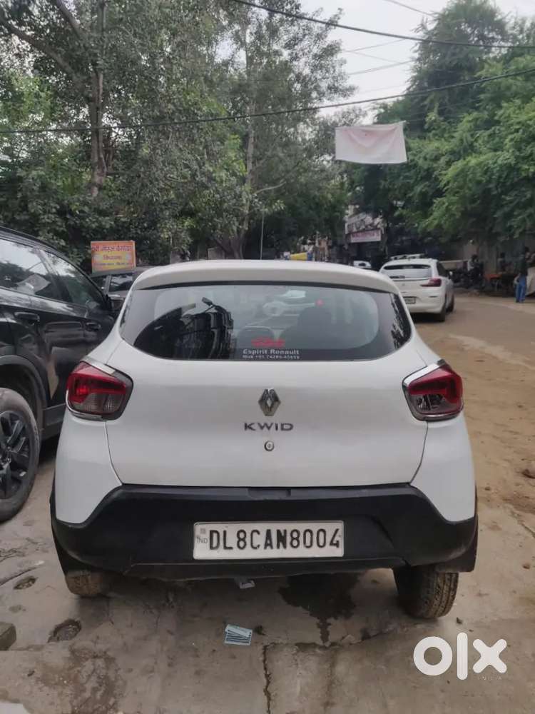 Kwid top model power windows central locking