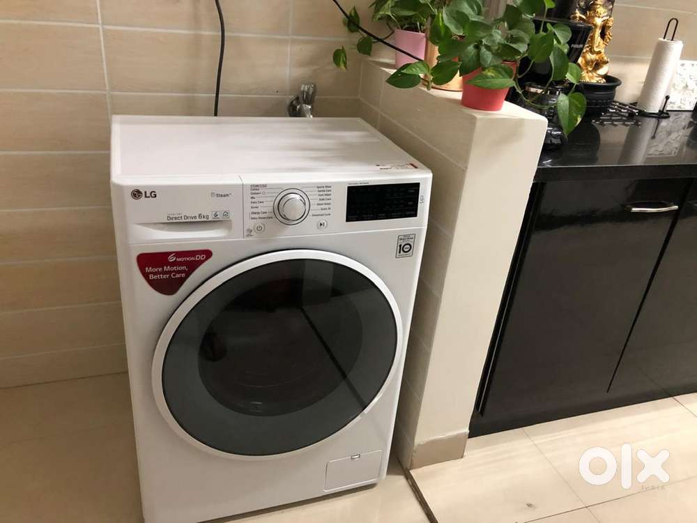 LG 6kg with Steam Fully Automatic Front Load with built-in heater