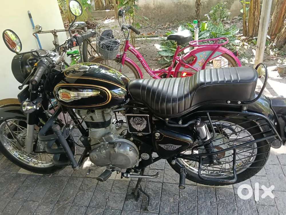 Good condition royal Enfield classic 350 at negotiable price