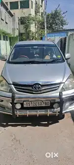 Toyota Innova 2011 Diesel Well Maintained