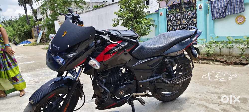 Pulsar 125