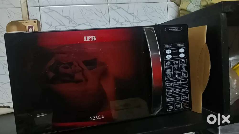 Micro oven for sale.