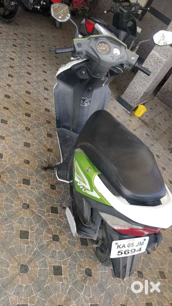 Honda Dio 2015 well maintained for sale
