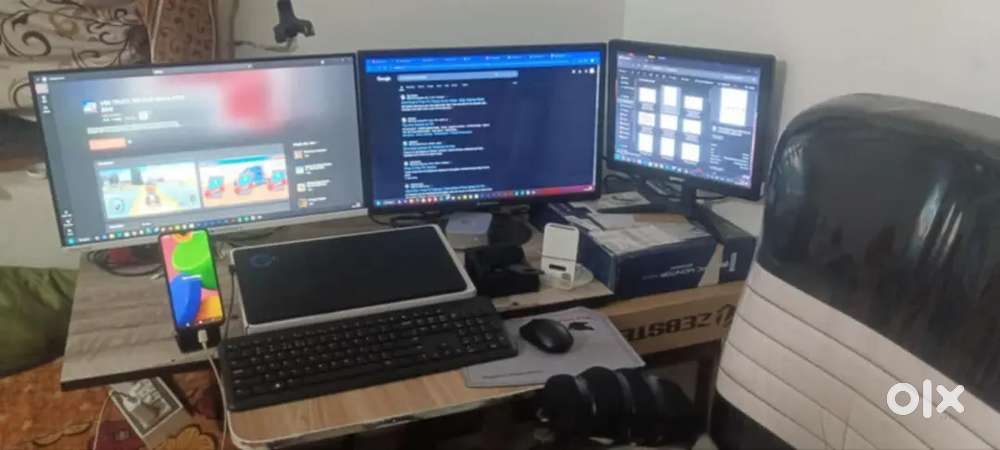 Skullsaint pc, Monitor, Pen tab, Office cheir, Table, keyboard mouse