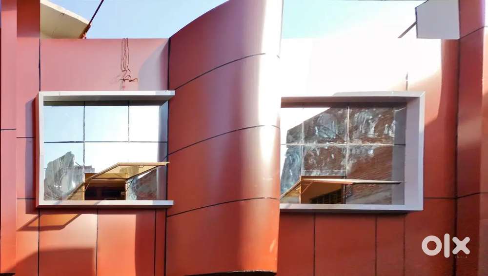 घर पर काम करने हेतु एक नौकरानी