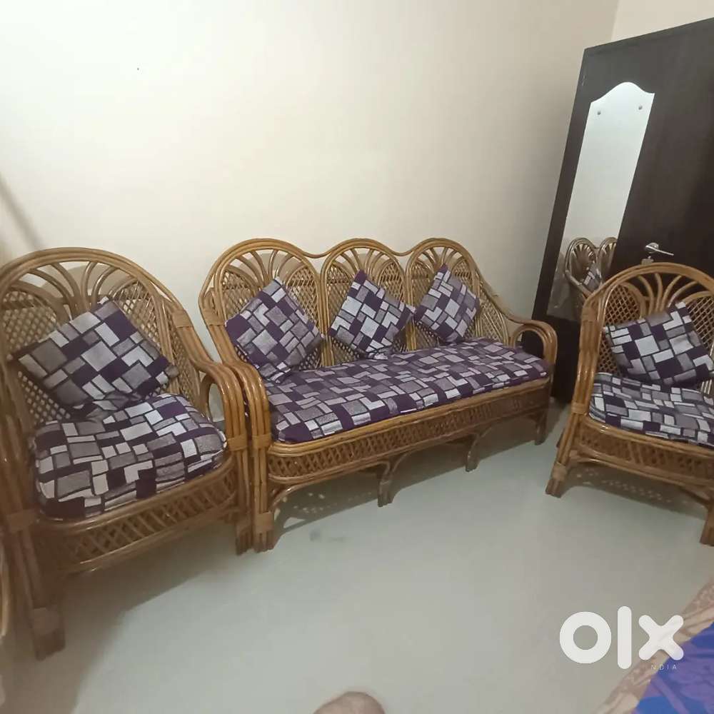 Bamboo sofa with cusin