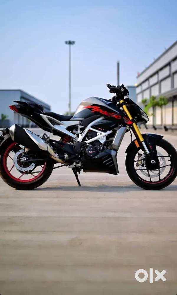 TVS Apache RTR 310 Quick Shifter Variant New Bike  No any problem.