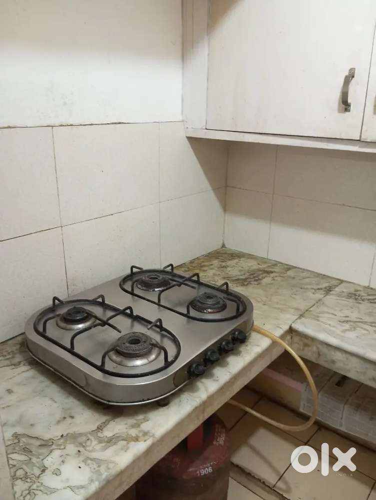 Wanted maid with free accommodation