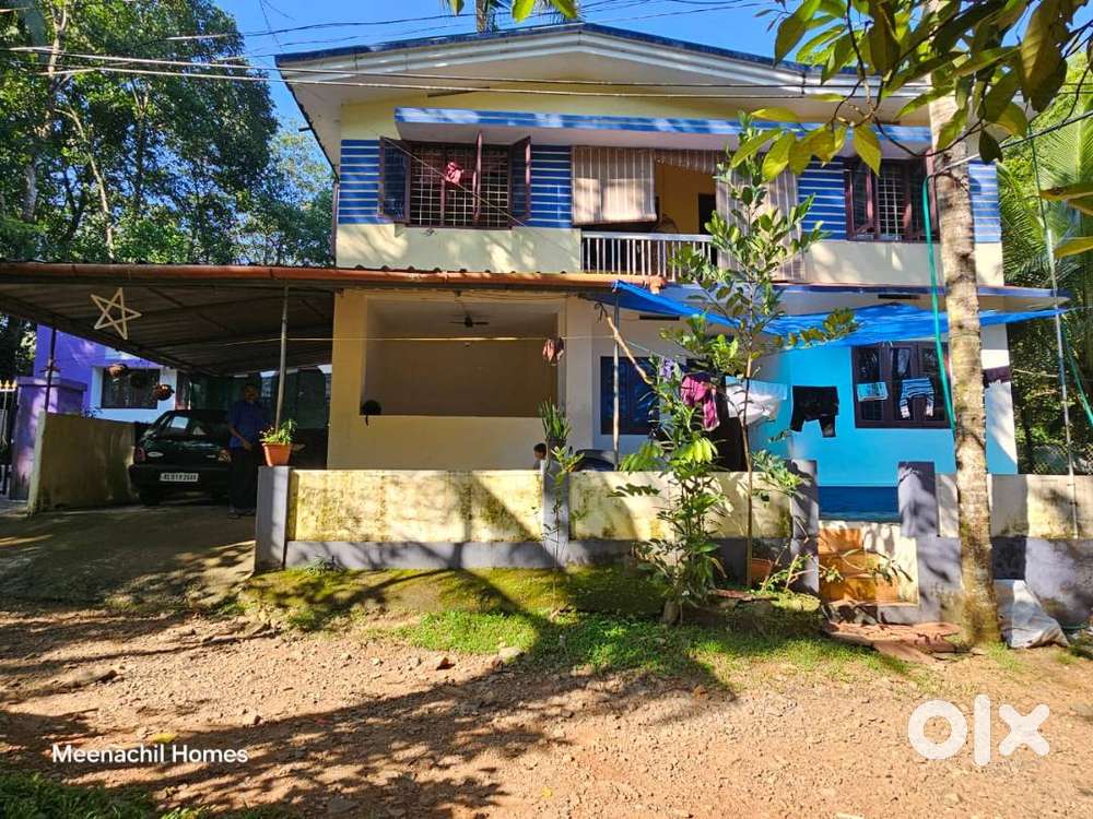 ഈരാറ്റുപേട്ട - കാഞ്ഞിരപ്പള്ളി റോഡിൽ , 43 ലക്ഷം രൂപയുടെ വീട്