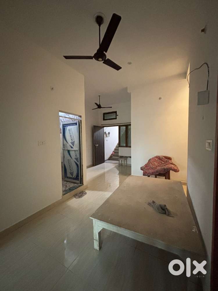 2BHK Room at Prime Location Asuran Medical Road