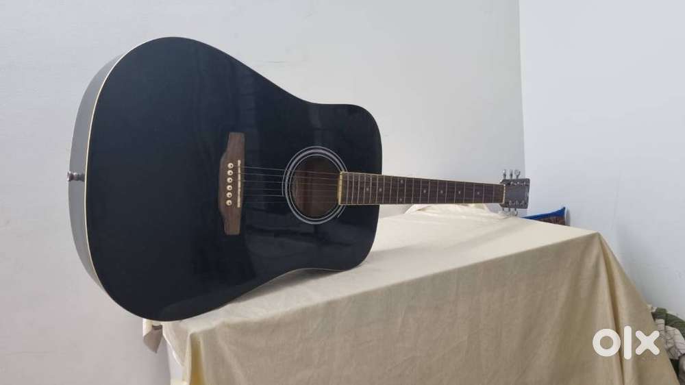 Acoustic guitar