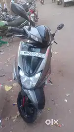 mein Koi bhi Kam Nahin Hai  tvs ntorq acchi condition mein haii