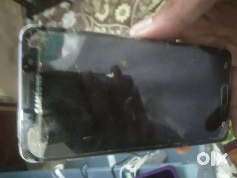 Phone all is good condition only display not working