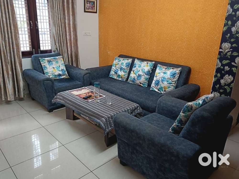 3+2 Seater Sofa Set with Glass Center Table – Like New Condition