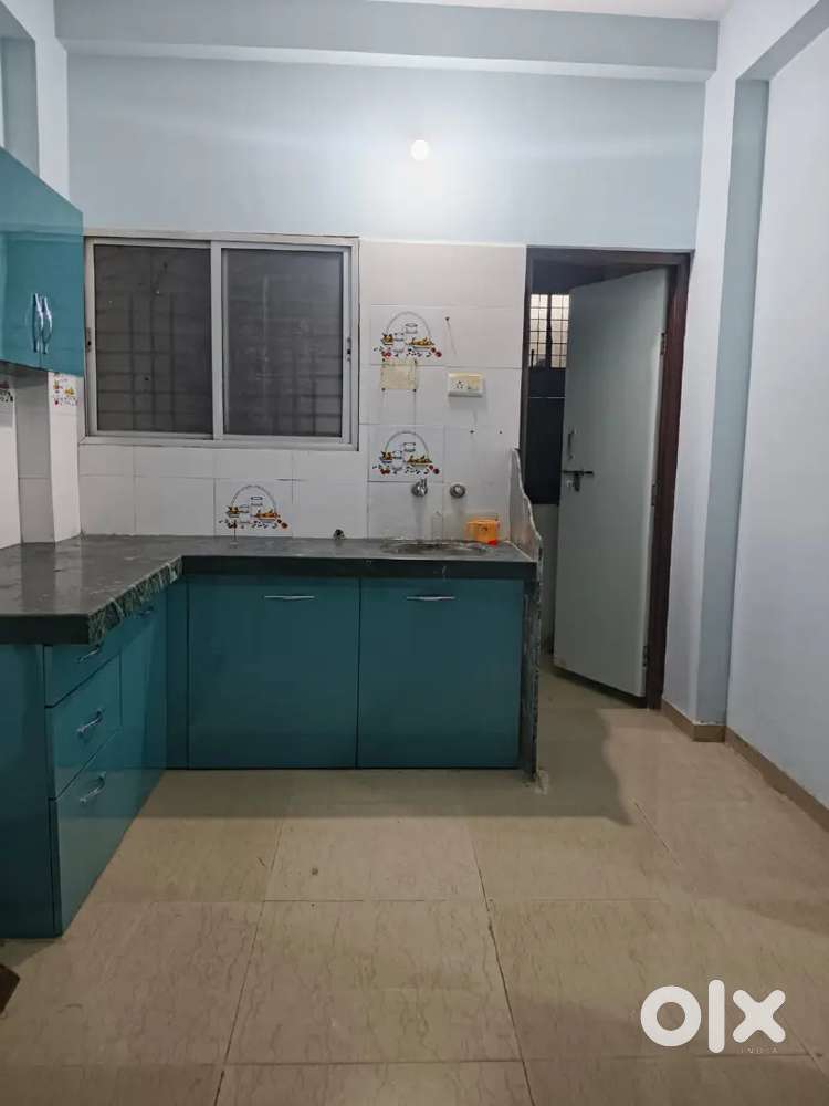 2 bhk flat for rent at omkar nagar