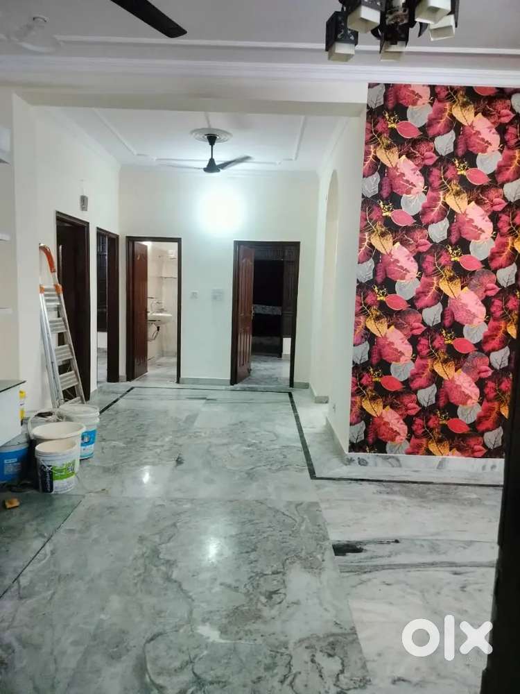 3bhk ready to move in green filed colony