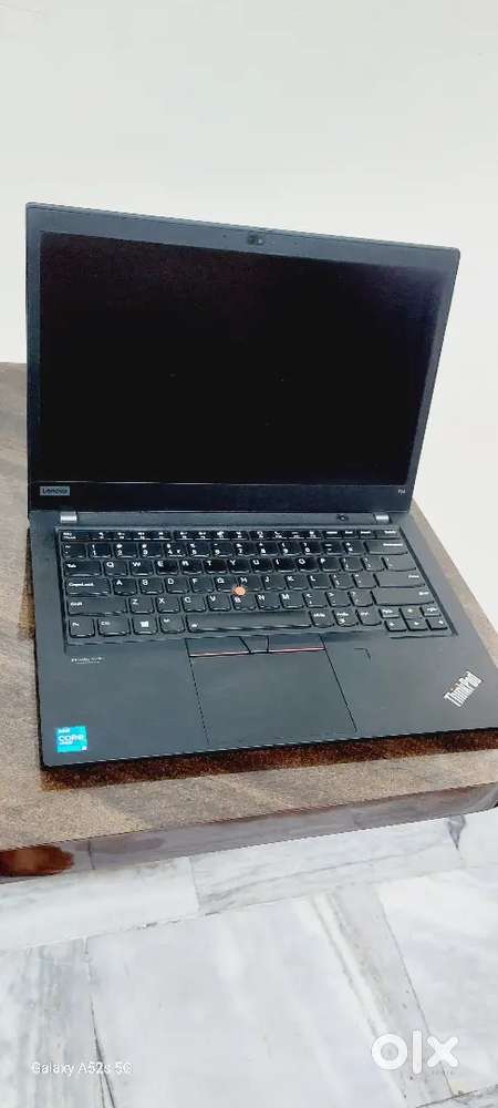 LENOVO T14 i5-11GEN THINKPAD with touchscreen