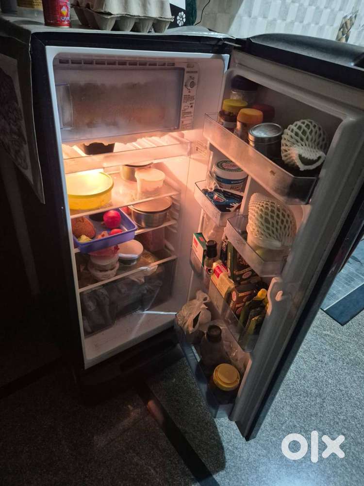 Samsung 850 litres single door fridge