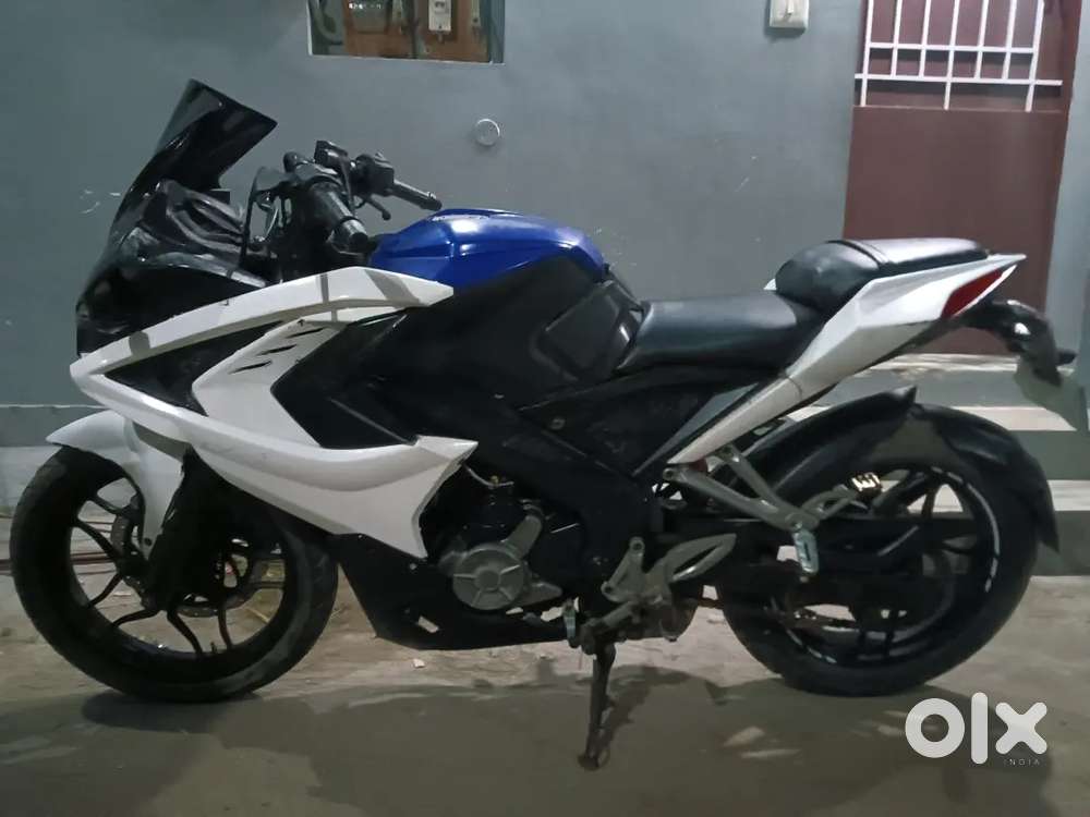 Rs200 bs4 model 2017 3owner good condition