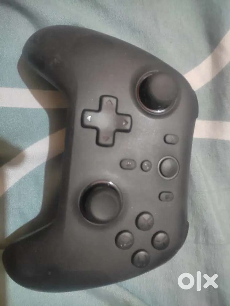 Cosmic byte blitz gaming controller
