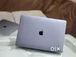 Apple Macbook Pro i7 16GB Ram 512GB Apple SSD 5.5gbGraphics Touchbar